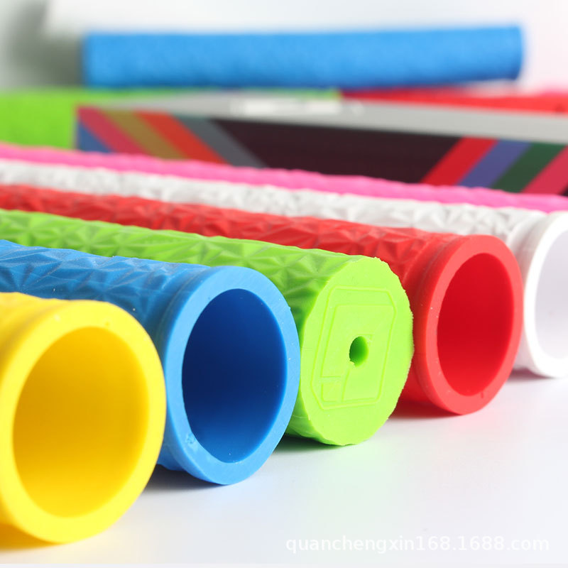 ODI Scooter Grip 160mm Silicon - Mountain Biking Kids のレビューと価格